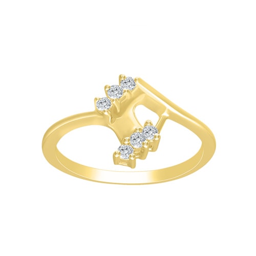 1/8 ct. tw. Diamond Wedding Band in 10K Yellow Gold