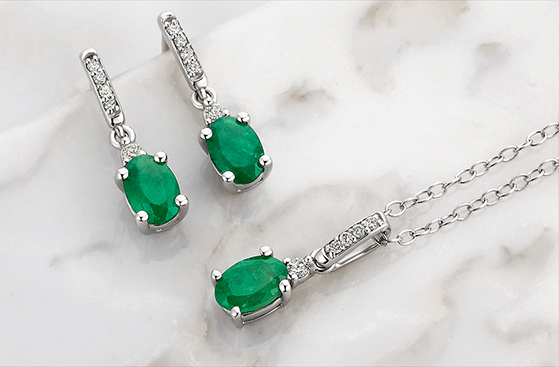 Emerald jewelry. Emerald jewelry.