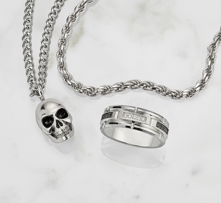 Men's bracelet, skull pendant and ring.